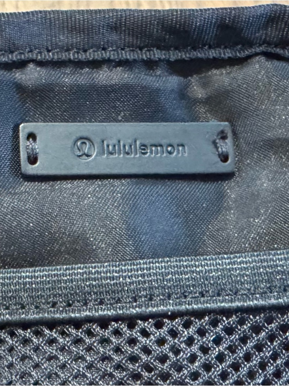 Lululemon Everywhere Belt Bag 1L in Black - Picture 8 of 11